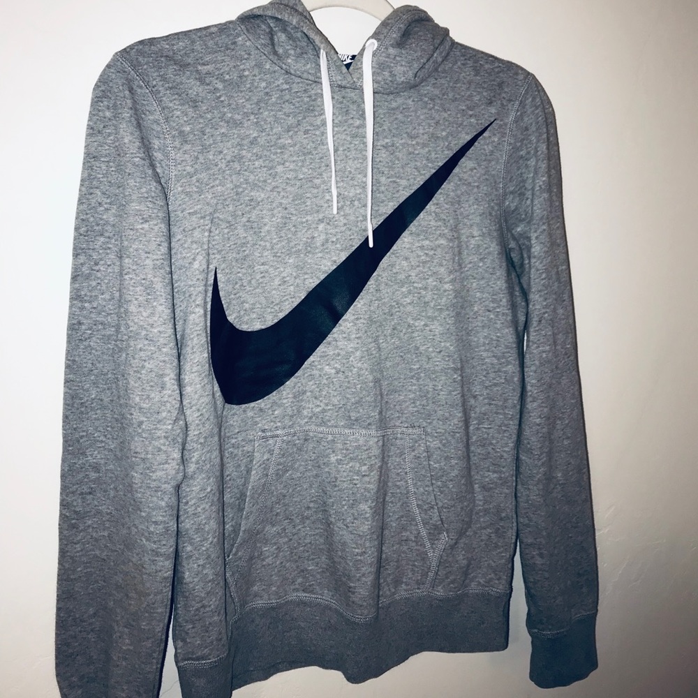 Nike sweatshirt